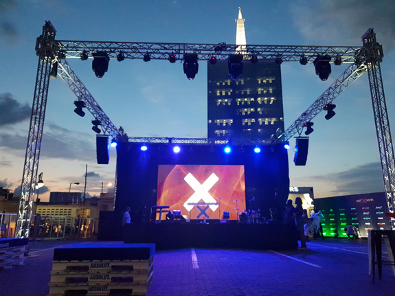Display LED per esterni o display LED per interni